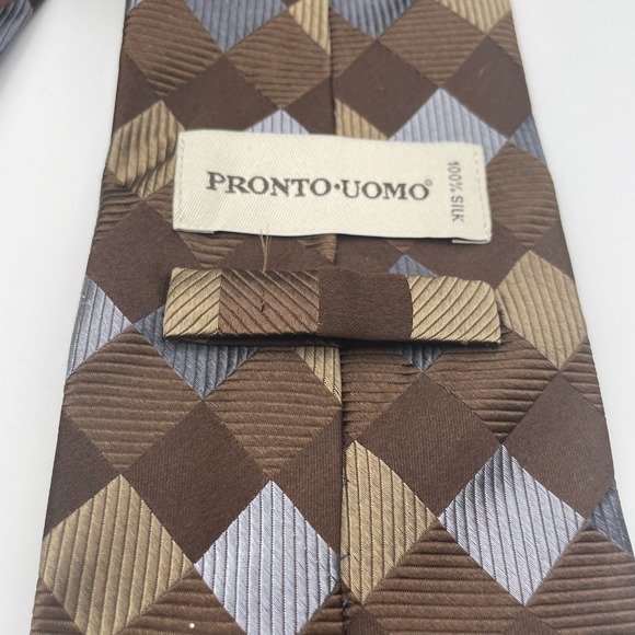 Pronto Uomo Mens Silk Necktie Brown Tan Silver Diamond Pattern Formal - Picture 2 of 4